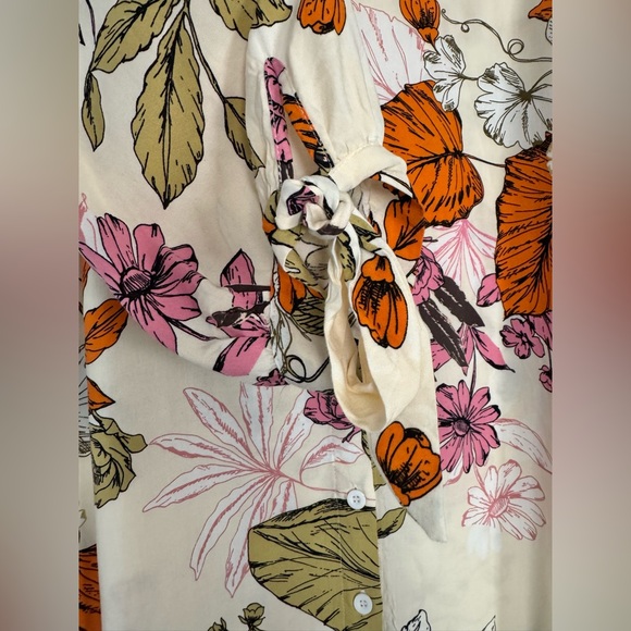 Cupshe Cream Floral Button-Front Tunic Orange & Purple Blooms - Picture 3 of 9